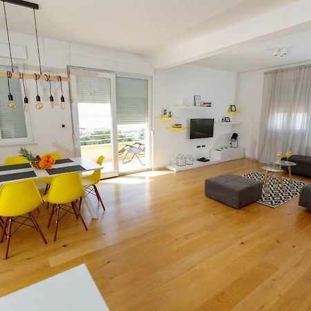 Luxury Villa Castrum Kastela Exterior photo